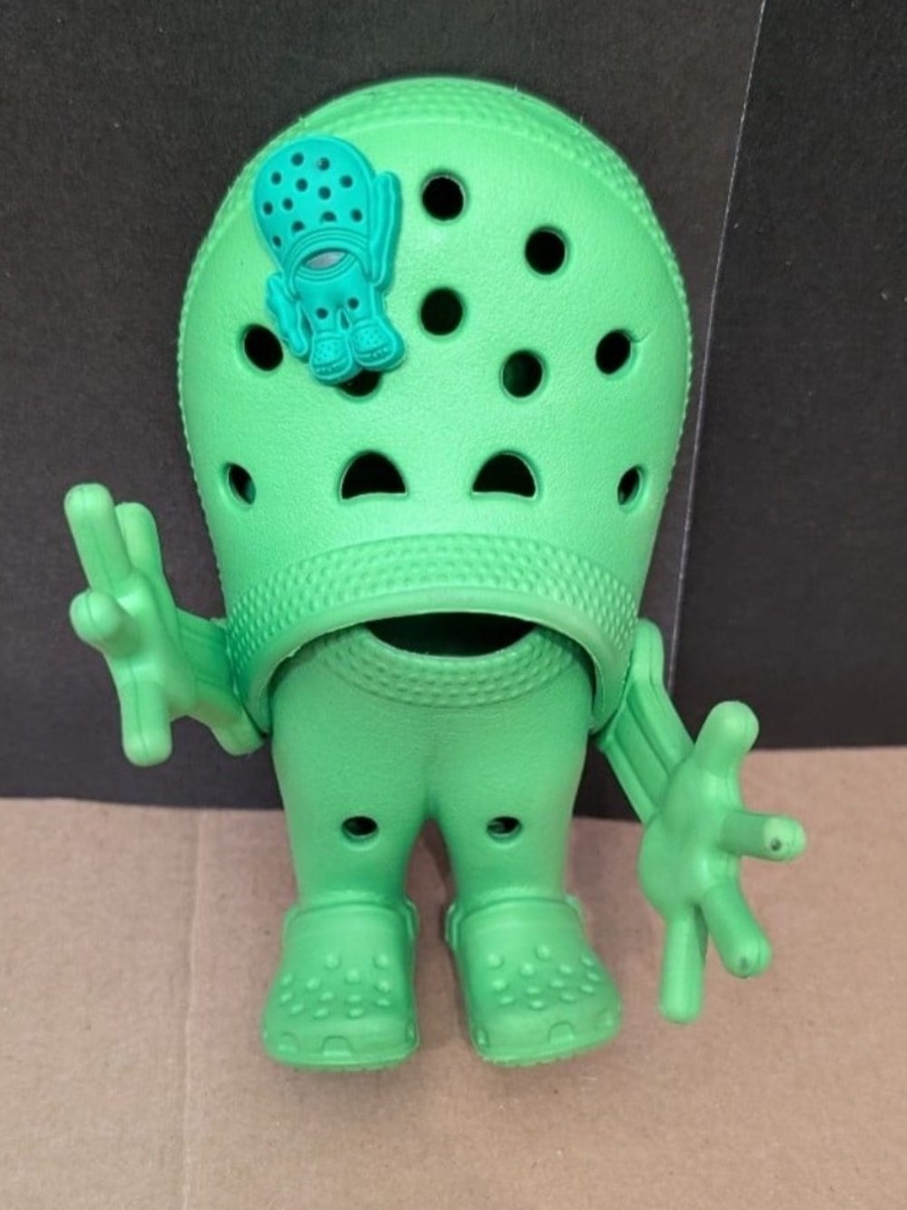 CROCS Croslite
Guy Jibbitz Green
Advertising Figure 5"
Promotional Toy Rare